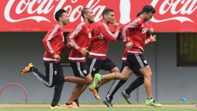 Entrenamiento en el Monumental (11-4)