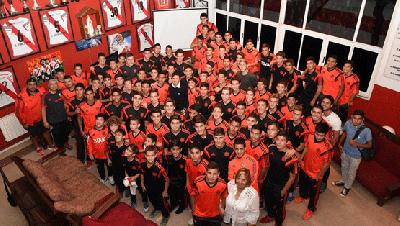 Gallardo, con los juveniles de Fútbol Amateur