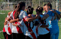 Debut con triunfo en todas las categorías