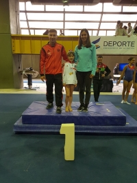 Mía Mainardi, Luciana Maddonni y Mariano Pochini.