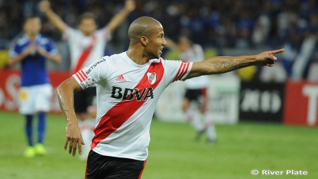 River gole en Brasil y es semifinalista