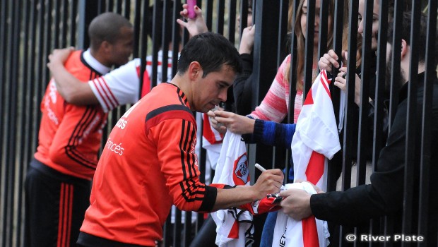 Saviola, mano a mano en su vuelta a River