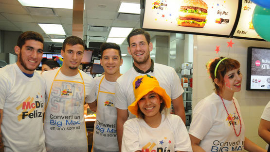 Los jugadores de River, en el McDa Feliz