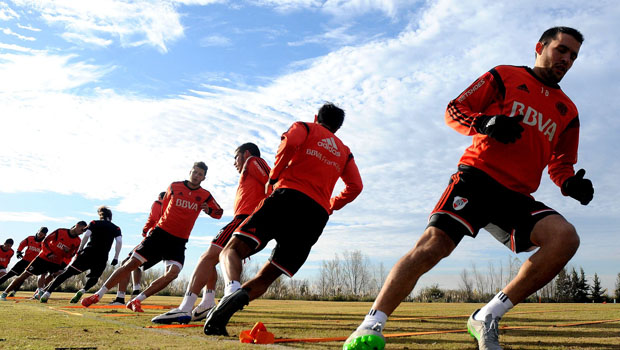 Doble turno y ftbol en Cardales