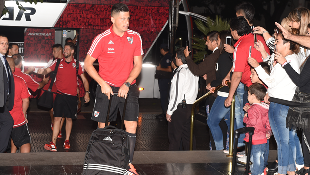 River fue recibido por una multitud