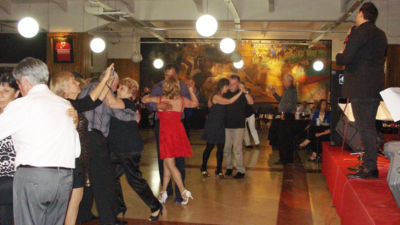 Una noche de tango en el Club