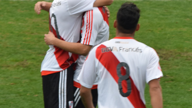 Amplio predominio de River ante Chacarita