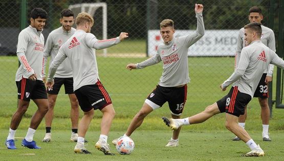 Entrenamiento del 16/12/2021 en River Camp