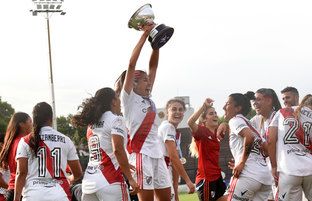 Womens football: ending the year with three titles