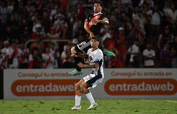 River no pudo en el amistoso pendiente