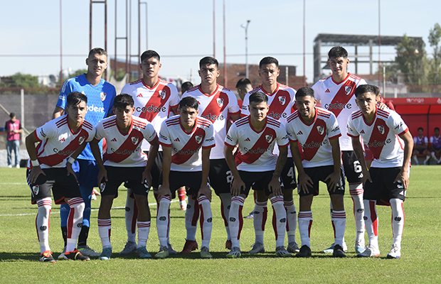 River gan y se acomod arriba