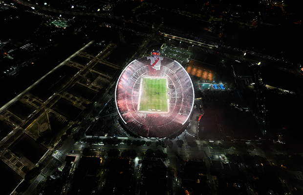 River Plate: 123 aos de gloria deportiva e institucional