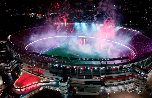 VIDEO - El recibimiento, en otro domingo Monumental