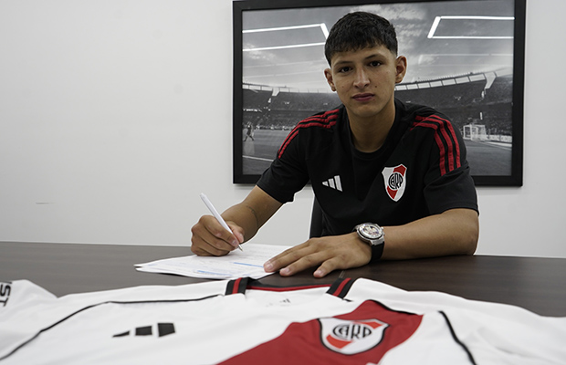 Primer contrato profesional para Cristian Jaime