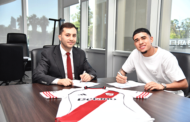Kendry Páez, nuevo jugador de River Plate