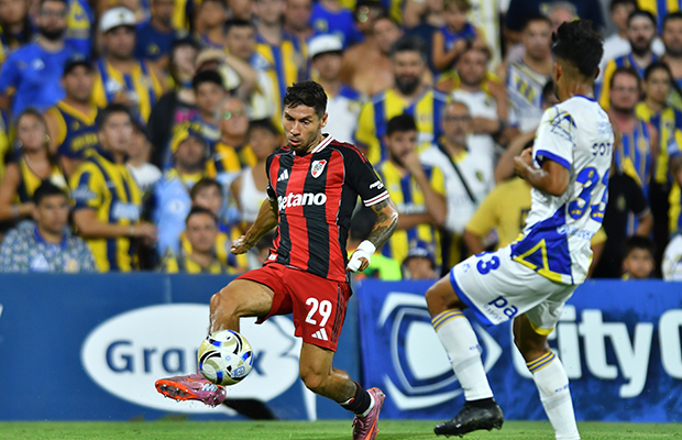 En un buen partido, River empató en Rosario