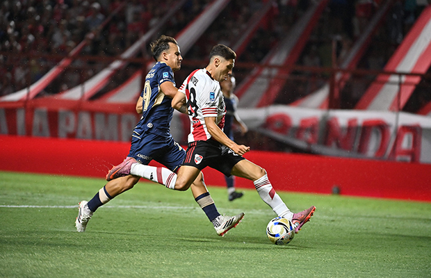 Estadísticas de Argentinos Juniors vs. River Plate (Apertura 2026)