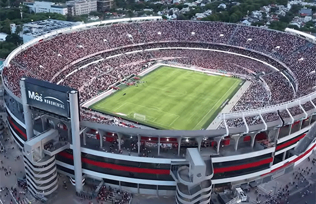 VIDEO - El recibimiento ante Banfield, en casa