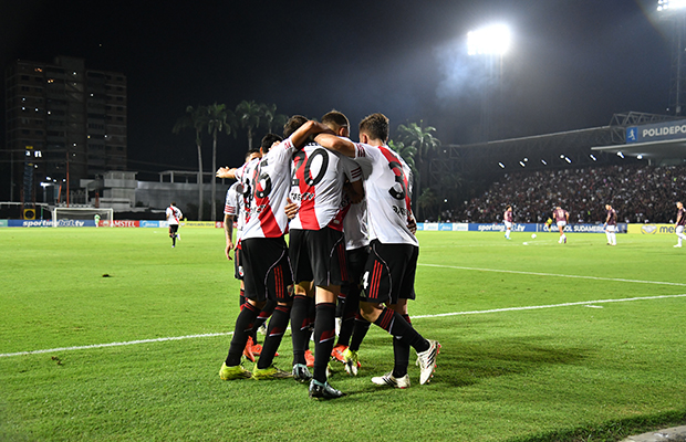 Gran triunfo de River en Venezuela